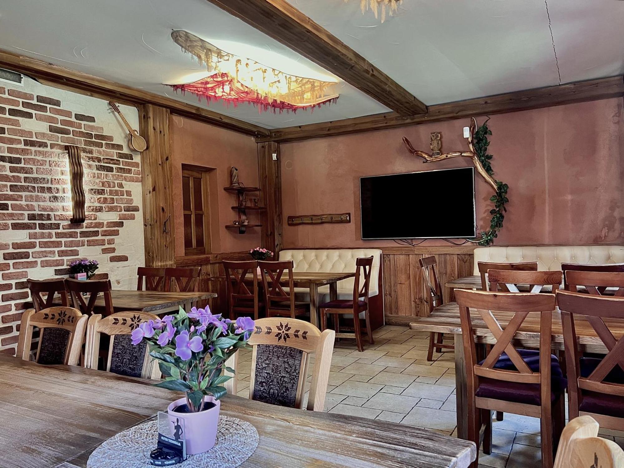 Raenduri Guesthouse Voru Bagian luar foto