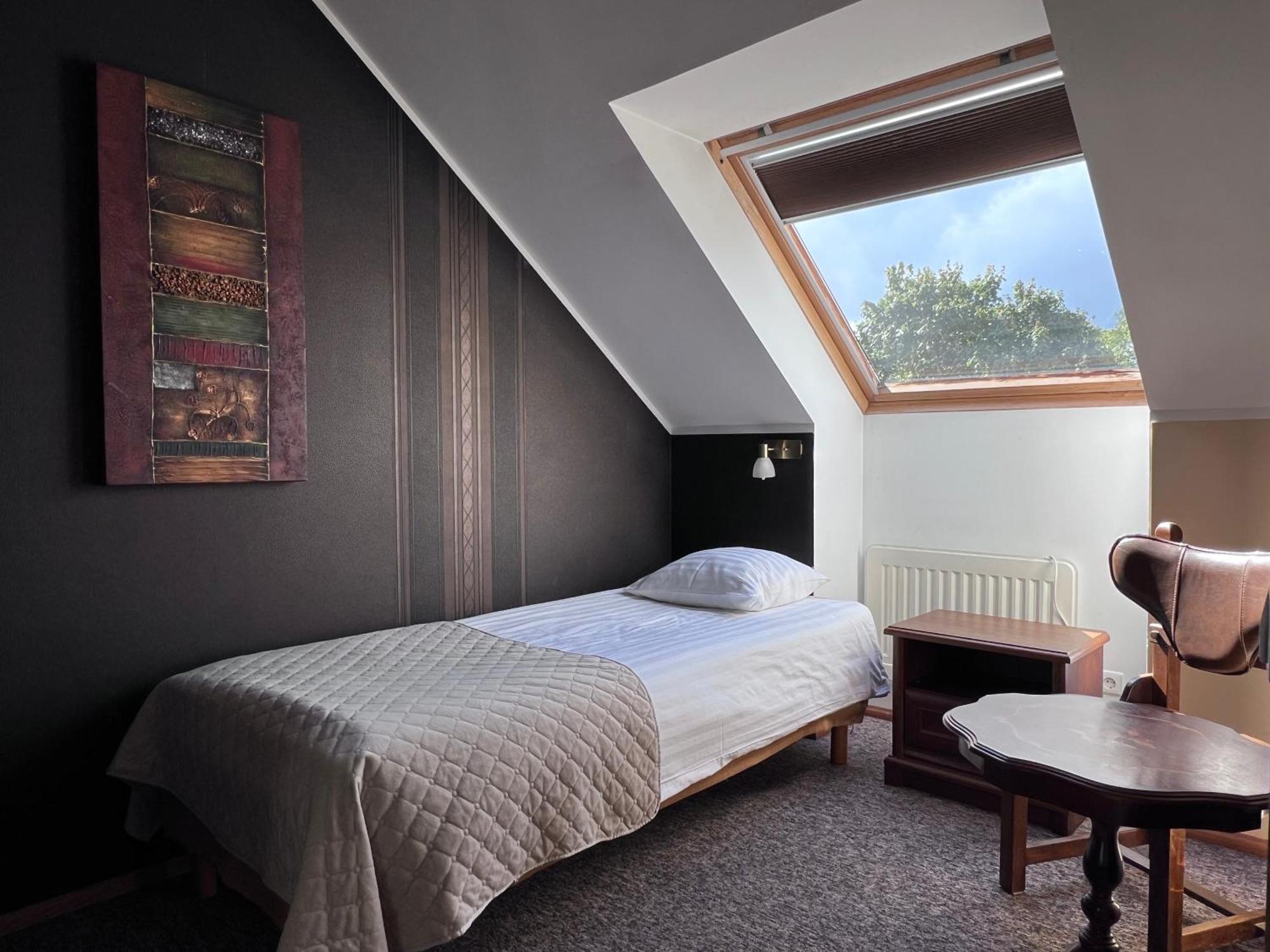 Raenduri Guesthouse Voru Bagian luar foto