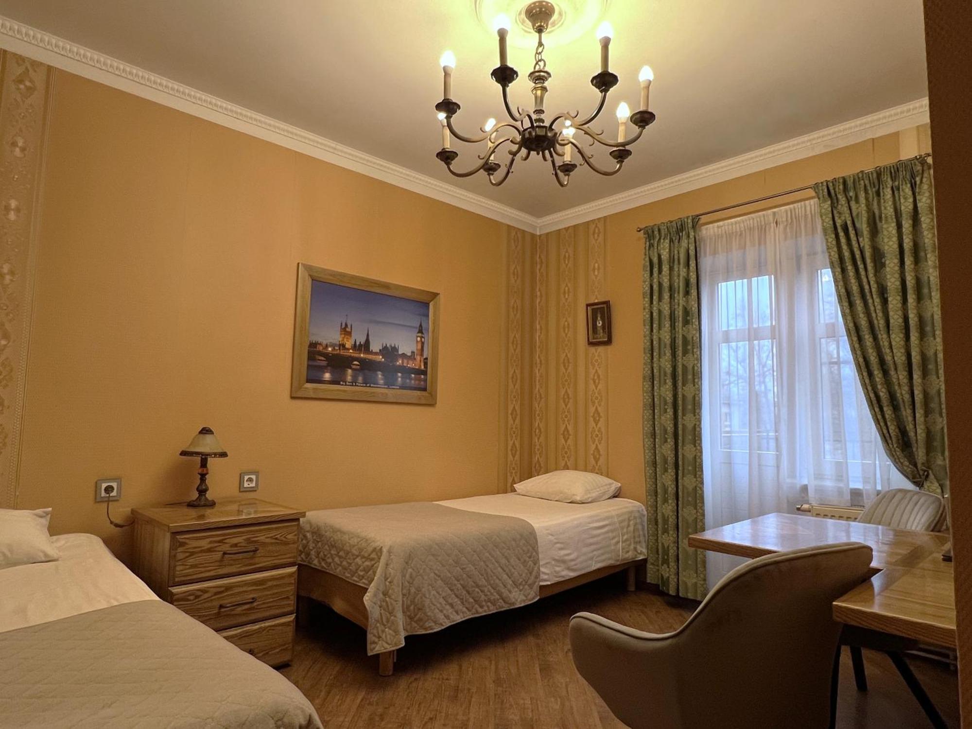 Raenduri Guesthouse Voru Bagian luar foto